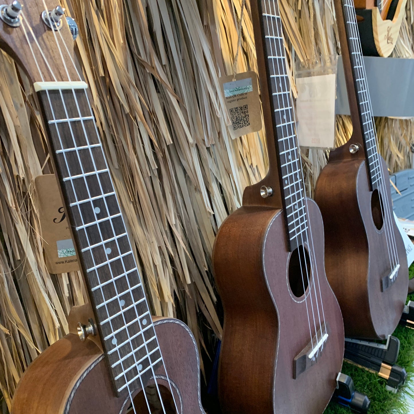 Kalena Tenor Left Handed Vintage Sapele Ukulele